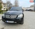Чорний Мерседес М-Клас, об'ємом двигуна 3 л та пробігом 400 тис. км за 7500 $, фото 1 на Automoto.ua