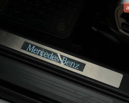 Черный Мерседес М-Класс, объемом двигателя 3.5 л и пробегом 220 тыс. км за 9750 $, фото 8 на Automoto.ua