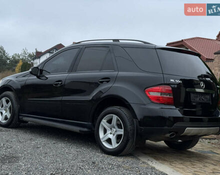 Черный Мерседес М-Класс, объемом двигателя 3.5 л и пробегом 236 тыс. км за 7700 $, фото 17 на Automoto.ua