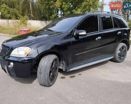 Черный Мерседес М-Класс, объемом двигателя 5.5 л и пробегом 238 тыс. км за 11300 $, фото 29 на Automoto.ua