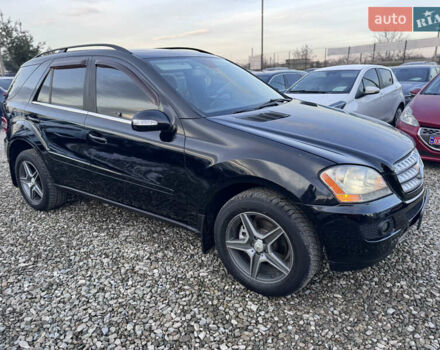 Чорний Мерседес М-Клас, об'ємом двигуна 2.99 л та пробігом 378 тис. км за 9999 $, фото 16 на Automoto.ua