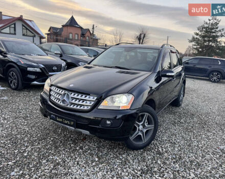 Чорний Мерседес М-Клас, об'ємом двигуна 2.99 л та пробігом 378 тис. км за 9999 $, фото 1 на Automoto.ua