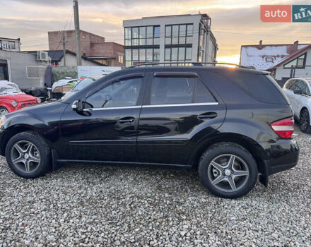 Чорний Мерседес М-Клас, об'ємом двигуна 2.99 л та пробігом 378 тис. км за 9999 $, фото 4 на Automoto.ua