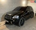 Черный Мерседес М-Класс, объемом двигателя 6.21 л и пробегом 220 тыс. км за 12000 $, фото 21 на Automoto.ua