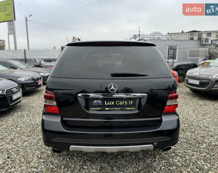 Черный Мерседес М-Класс, объемом двигателя 2.99 л и пробегом 327 тыс. км за 11300 $, фото 11 на Automoto.ua