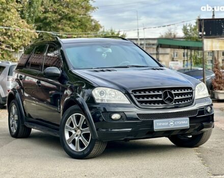 Черный Мерседес М-Класс, объемом двигателя 3.5 л и пробегом 277 тыс. км за 8500 $, фото 6 на Automoto.ua