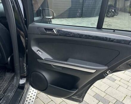Мерседес М-Класс 2007 в Косове на Automoto.ua Черный Мерседес М-Класс, объемом двигателя 3 л и пробегом 420 тыс. км за 11700 $, фото 12 на Automoto.ua
