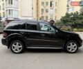 Черный Мерседес М-Класс, объемом двигателя 3.5 л и пробегом 358 тыс. км за 10000 $, фото 10 на Automoto.ua
