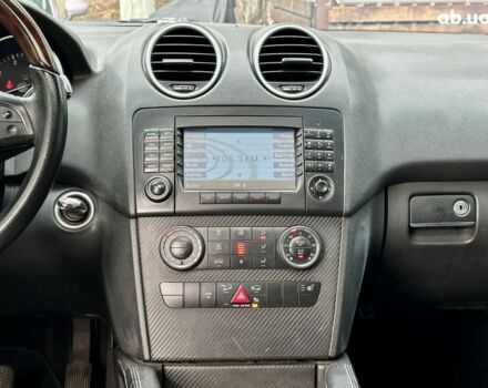 Черный Мерседес М-Класс, объемом двигателя 3.5 л и пробегом 277 тыс. км за 8500 $, фото 13 на Automoto.ua