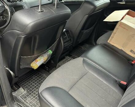 Мерседес М-Класс 2007 в Косове на Automoto.ua Черный Мерседес М-Класс, объемом двигателя 3 л и пробегом 420 тыс. км за 11700 $, фото 18 на Automoto.ua