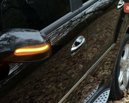 Черный Мерседес М-Класс, объемом двигателя 3.5 л и пробегом 220 тыс. км за 9750 $, фото 4 на Automoto.ua