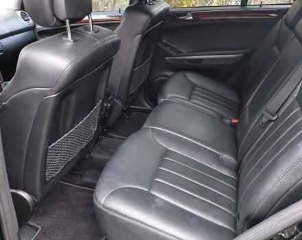 Черный Мерседес М-Класс, объемом двигателя 5.46 л и пробегом 310 тыс. км за 14000 $, фото 3 на Automoto.ua