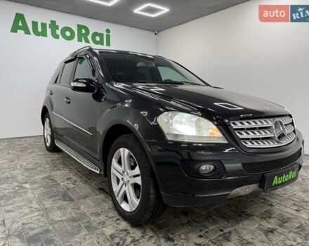 Черный Мерседес М-Класс, объемом двигателя 2.99 л и пробегом 380 тыс. км за 12300 $, фото 2 на Automoto.ua