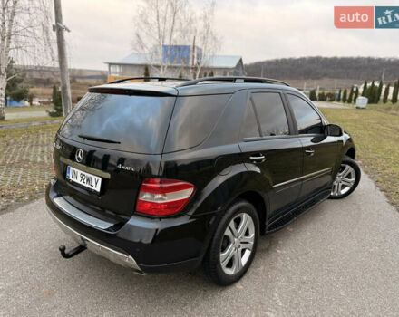 Черный Мерседес М-Класс, объемом двигателя 3 л и пробегом 275 тыс. км за 7900 $, фото 26 на Automoto.ua