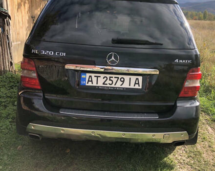 Черный Мерседес М-Класс, объемом двигателя 2.99 л и пробегом 290 тыс. км за 12500 $, фото 3 на Automoto.ua