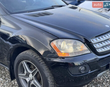 Чорний Мерседес М-Клас, об'ємом двигуна 2.99 л та пробігом 378 тис. км за 9999 $, фото 18 на Automoto.ua