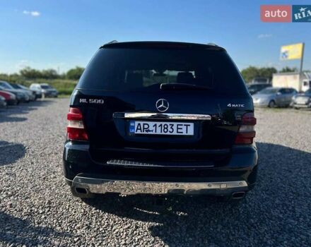 Черный Мерседес М-Класс, объемом двигателя 5.5 л и пробегом 200 тыс. км за 8999 $, фото 3 на Automoto.ua