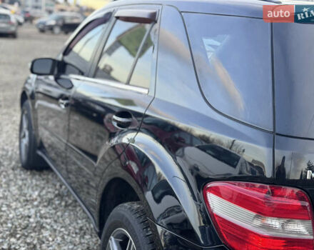 Чорний Мерседес М-Клас, об'ємом двигуна 2.99 л та пробігом 378 тис. км за 9999 $, фото 9 на Automoto.ua