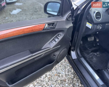 Чорний Мерседес М-Клас, об'ємом двигуна 2.99 л та пробігом 378 тис. км за 9999 $, фото 22 на Automoto.ua