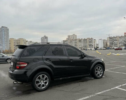 Черный Мерседес М-Класс, объемом двигателя 3.5 л и пробегом 277 тыс. км за 9000 $, фото 14 на Automoto.ua