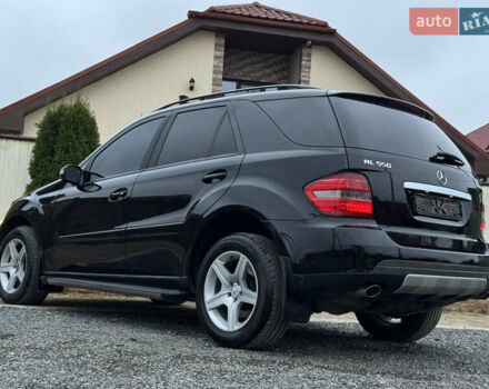 Черный Мерседес М-Класс, объемом двигателя 3.5 л и пробегом 236 тыс. км за 7700 $, фото 15 на Automoto.ua