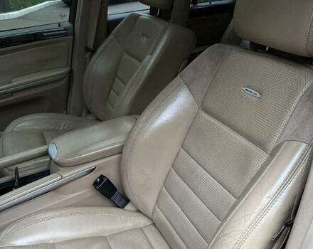 Черный Мерседес М-Класс, объемом двигателя 6.21 л и пробегом 283 тыс. км за 8600 $, фото 10 на Automoto.ua