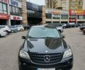Чорний Мерседес М-Клас, об'ємом двигуна 3 л та пробігом 274 тис. км за 11000 $, фото 2 на Automoto.ua