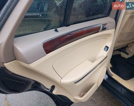 Черный Мерседес М-Класс, объемом двигателя 2.99 л и пробегом 281 тыс. км за 11000 $, фото 10 на Automoto.ua