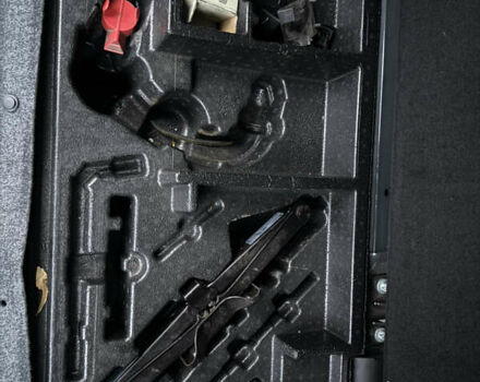 Черный Мерседес М-Класс, объемом двигателя 3 л и пробегом 275 тыс. км за 7900 $, фото 86 на Automoto.ua