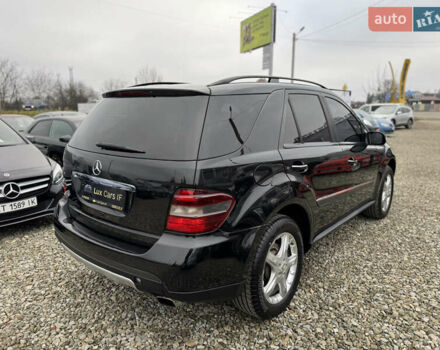 Черный Мерседес М-Класс, объемом двигателя 2.99 л и пробегом 327 тыс. км за 11300 $, фото 12 на Automoto.ua