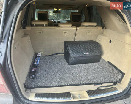 Черный Мерседес М-Класс, объемом двигателя 6.3 л и пробегом 148 тыс. км за 12500 $, фото 17 на Automoto.ua