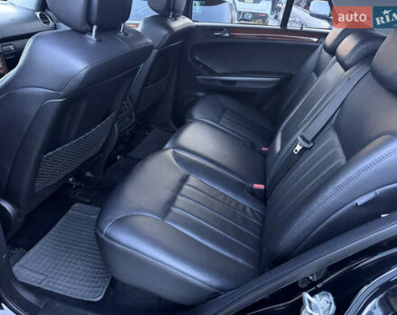 Чорний Мерседес М-Клас, об'ємом двигуна 2.99 л та пробігом 378 тис. км за 9999 $, фото 32 на Automoto.ua