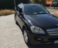Чорний Мерседес М-Клас, об'ємом двигуна 3.5 л та пробігом 131 тис. км за 14200 $, фото 1 на Automoto.ua