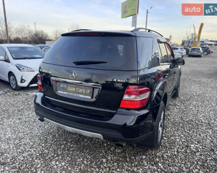 Чорний Мерседес М-Клас, об'ємом двигуна 2.99 л та пробігом 378 тис. км за 9999 $, фото 11 на Automoto.ua