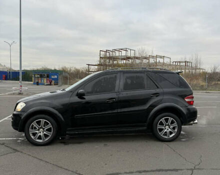 Черный Мерседес М-Класс, объемом двигателя 3.5 л и пробегом 277 тыс. км за 9000 $, фото 30 на Automoto.ua