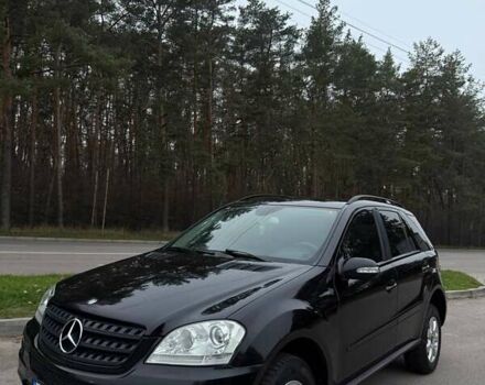 Черный Мерседес М-Класс, объемом двигателя 2.99 л и пробегом 396 тыс. км за 12000 $, фото 11 на Automoto.ua