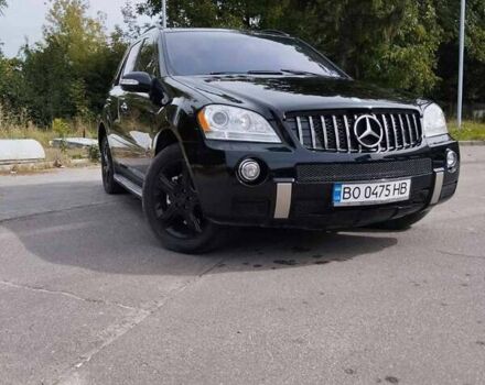 Черный Мерседес М-Класс, объемом двигателя 5.5 л и пробегом 238 тыс. км за 11300 $, фото 7 на Automoto.ua