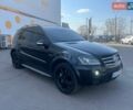 Черный Мерседес М-Класс, объемом двигателя 6.2 л и пробегом 290 тыс. км за 7400 $, фото 1 на Automoto.ua