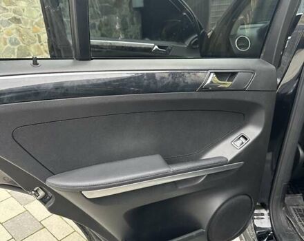 Мерседес М-Класс 2007 в Косове на Automoto.ua Черный Мерседес М-Класс, объемом двигателя 3 л и пробегом 420 тыс. км за 11700 $, фото 13 на Automoto.ua