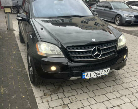 Мерседес М-Класс 2007 в Ирпене на Automoto.ua Черный Мерседес М-Класс, объемом двигателя 3.5 л и пробегом 227 тыс. км за 12500 $, фото 4 на Automoto.ua