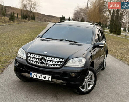 Черный Мерседес М-Класс, объемом двигателя 3 л и пробегом 275 тыс. км за 7900 $, фото 10 на Automoto.ua