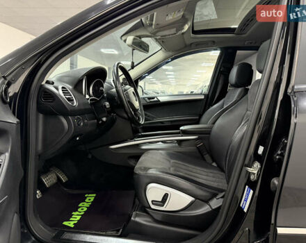 Черный Мерседес М-Класс, объемом двигателя 2.99 л и пробегом 380 тыс. км за 12300 $, фото 15 на Automoto.ua