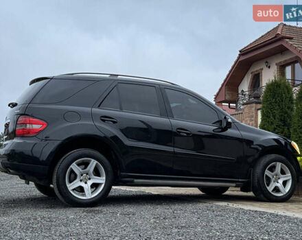 Черный Мерседес М-Класс, объемом двигателя 3.5 л и пробегом 236 тыс. км за 7700 $, фото 33 на Automoto.ua