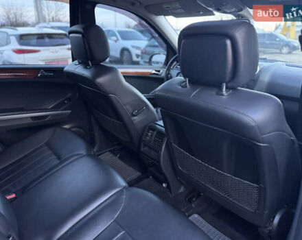 Чорний Мерседес М-Клас, об'ємом двигуна 2.99 л та пробігом 378 тис. км за 9999 $, фото 39 на Automoto.ua