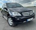 Черный Мерседес М-Класс, объемом двигателя 3.5 л и пробегом 232 тыс. км за 13800 $, фото 1 на Automoto.ua