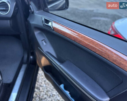 Чорний Мерседес М-Клас, об'ємом двигуна 2.99 л та пробігом 378 тис. км за 9999 $, фото 40 на Automoto.ua
