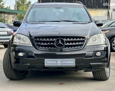 Черный Мерседес М-Класс, объемом двигателя 3.5 л и пробегом 277 тыс. км за 8500 $, фото 7 на Automoto.ua