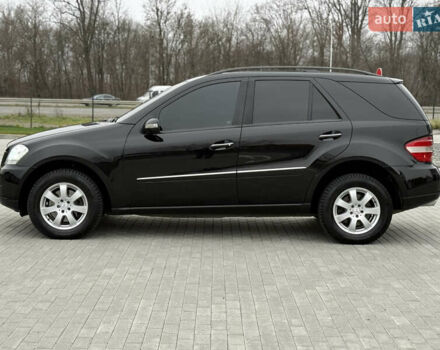 Чорний Мерседес М-Клас, об'ємом двигуна 2.99 л та пробігом 373 тис. км за 10800 $, фото 22 на Automoto.ua