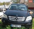 Чорний Мерседес М-Клас, об'ємом двигуна 2.99 л та пробігом 160 тис. км за 11000 $, фото 1 на Automoto.ua