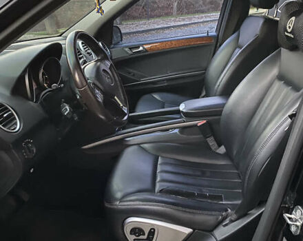 Чорний Мерседес М-Клас, об'ємом двигуна 3.5 л та пробігом 218 тис. км за 9500 $, фото 15 на Automoto.ua